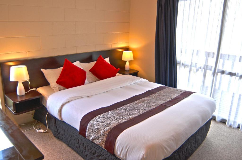 Barcelona Motel Taupo Quarto foto