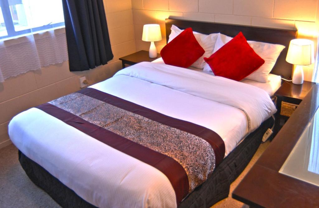 Barcelona Motel Taupo Quarto foto